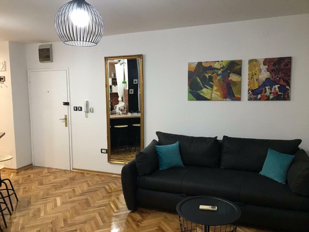 Apartment Sfera Novi Sad Exterior foto